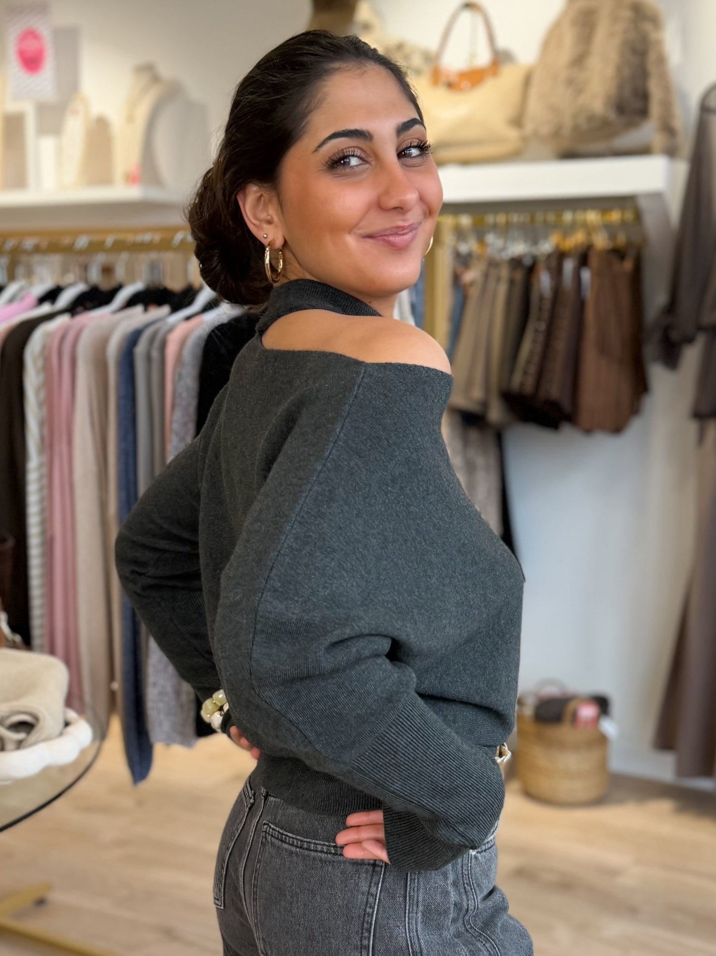 Pull Clarice gris asymétrique