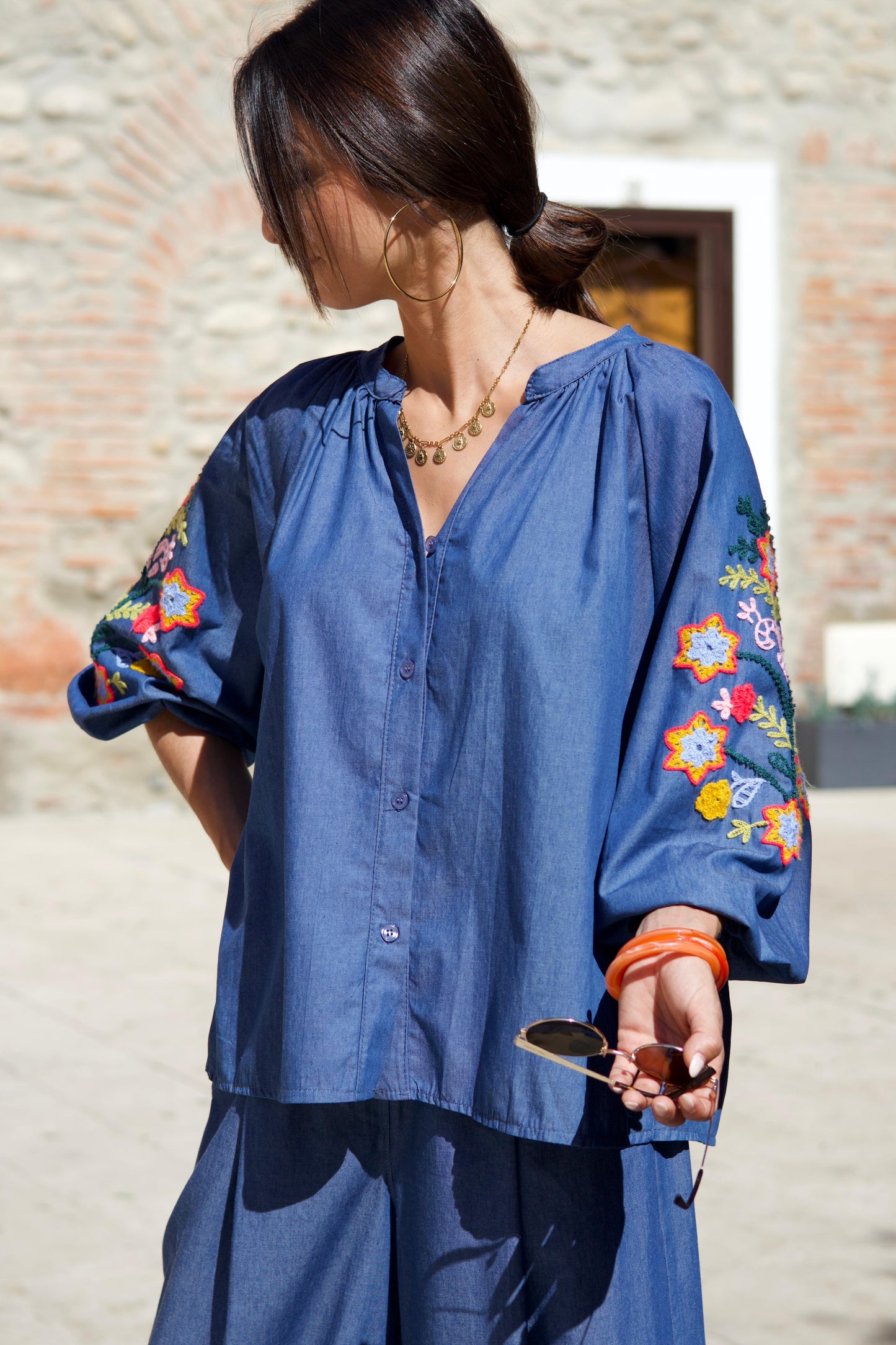 Blouse effet Chambray en coton brodée
